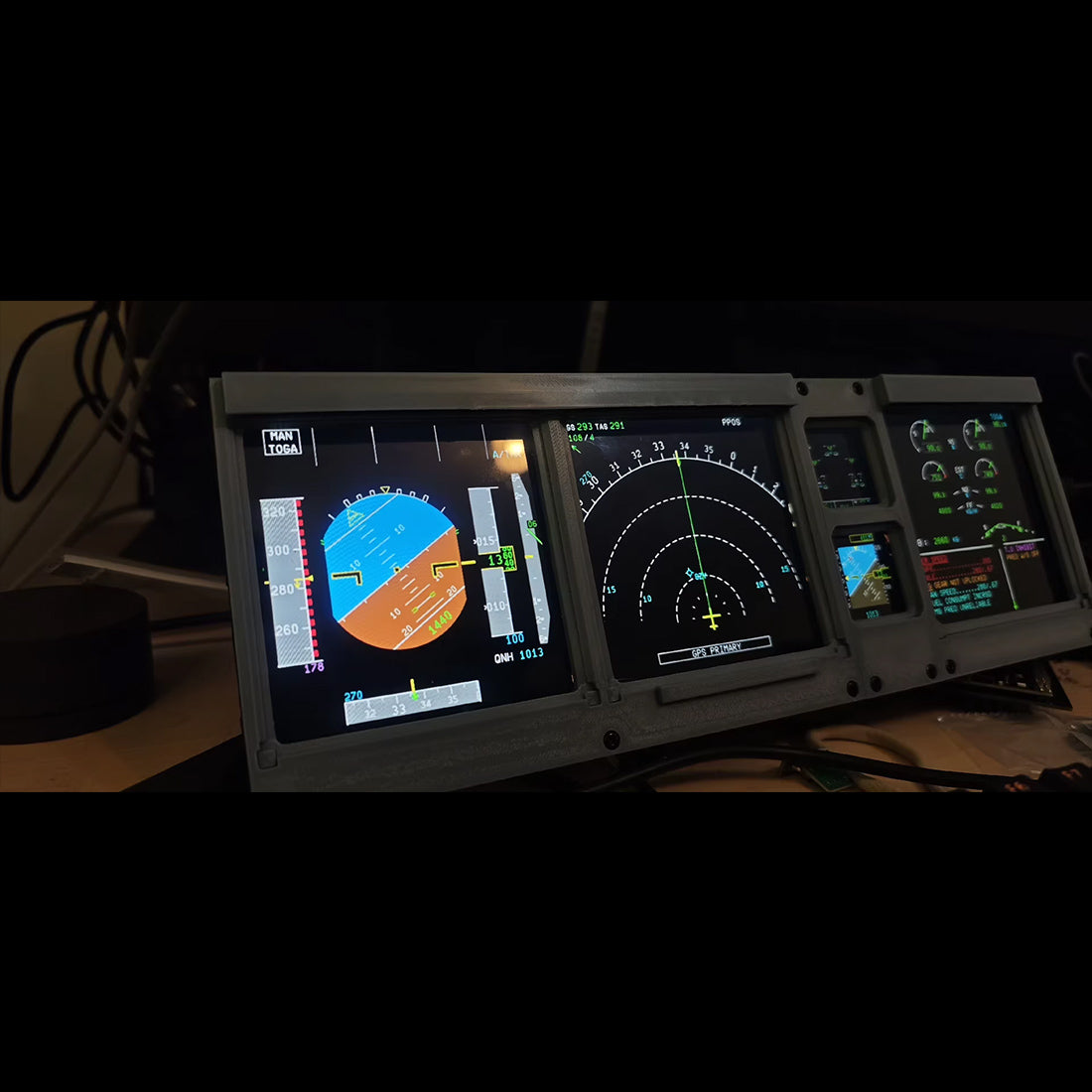 D106 A32X/A35X/A38X PFD-ND-ECAM-E/WD 4-in-1-Display Cockpit Panel