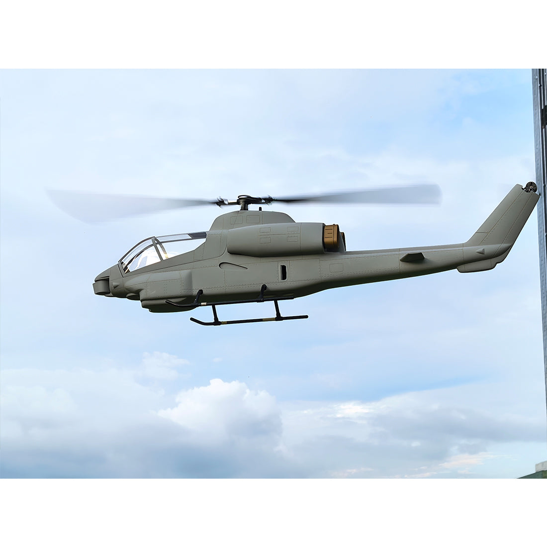 FL500 AH-1 500-Class 2.4G 6CH Scale RC Helicopter Model