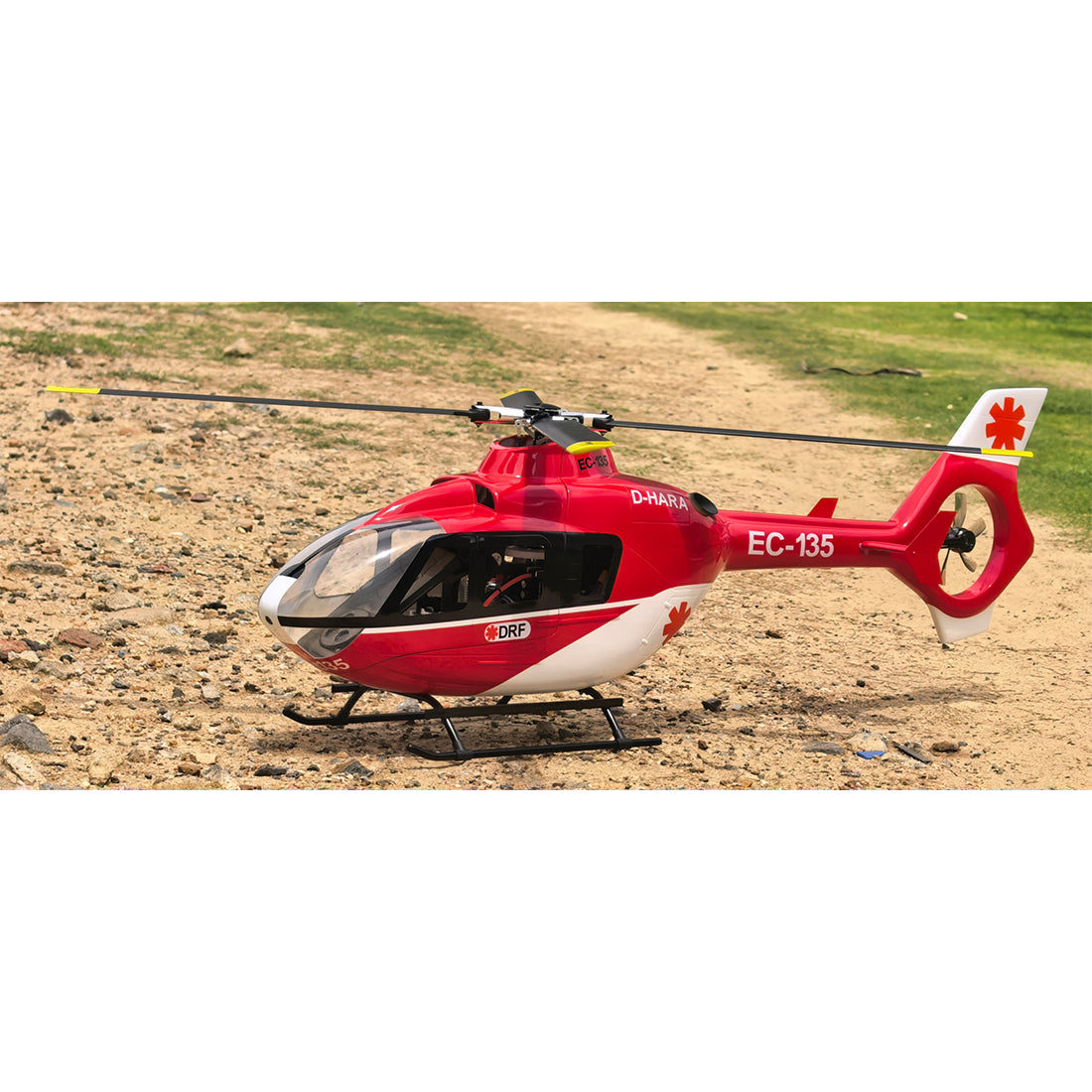 FL500 EC135 500-Class 2.4G 6CH Scale RC Helicopter Model