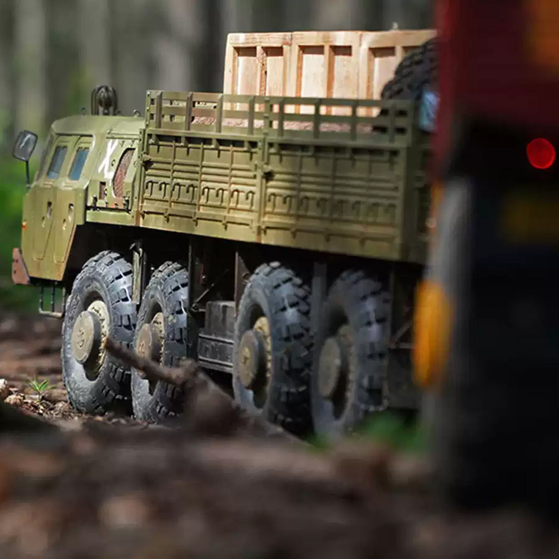 CROSSRC CC8 1/12 Scale 2.4G RC Heavy-Duty Fully Detailed 8x8 Off-Road Military Truck