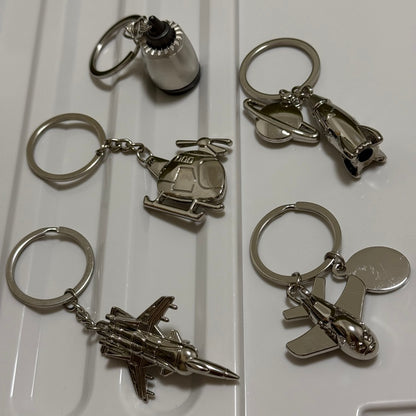 Aircraft-Themed Personalized Keychains Decorative Airplane Gift Ideas for Aviation Lovers
